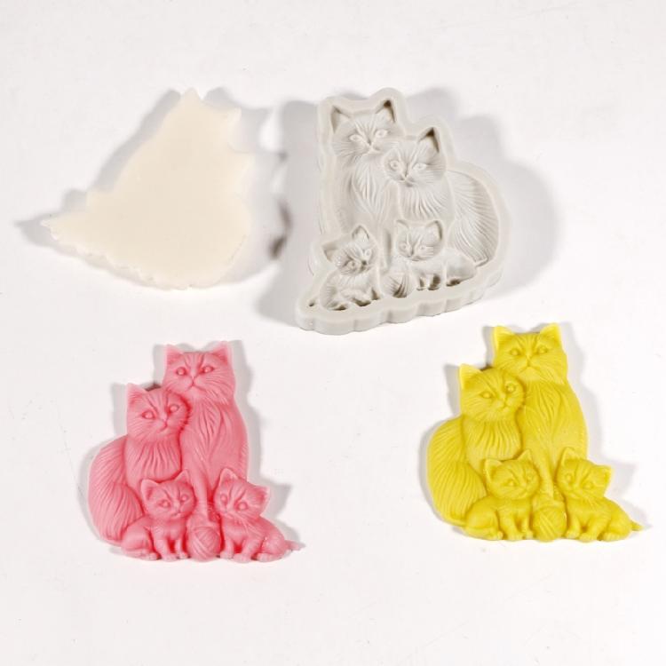 Cats Family of Four Silicone Molds Temperature Resistant Animal Candle Silicone Mould for Epoxy Resin Candle Soap Making
