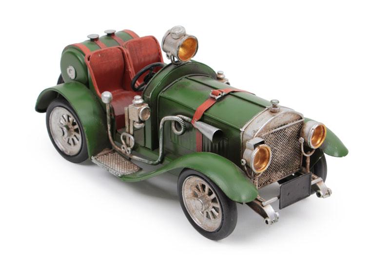 

Декоративная металлическая машина