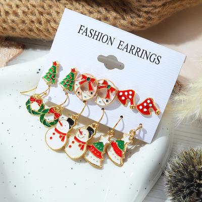 2022 New Fashion Girl Christmas Candy Earrings Santa Earring Pendant Set Girl Student Elk Stud Earrings Elegant Christmas Earring Set