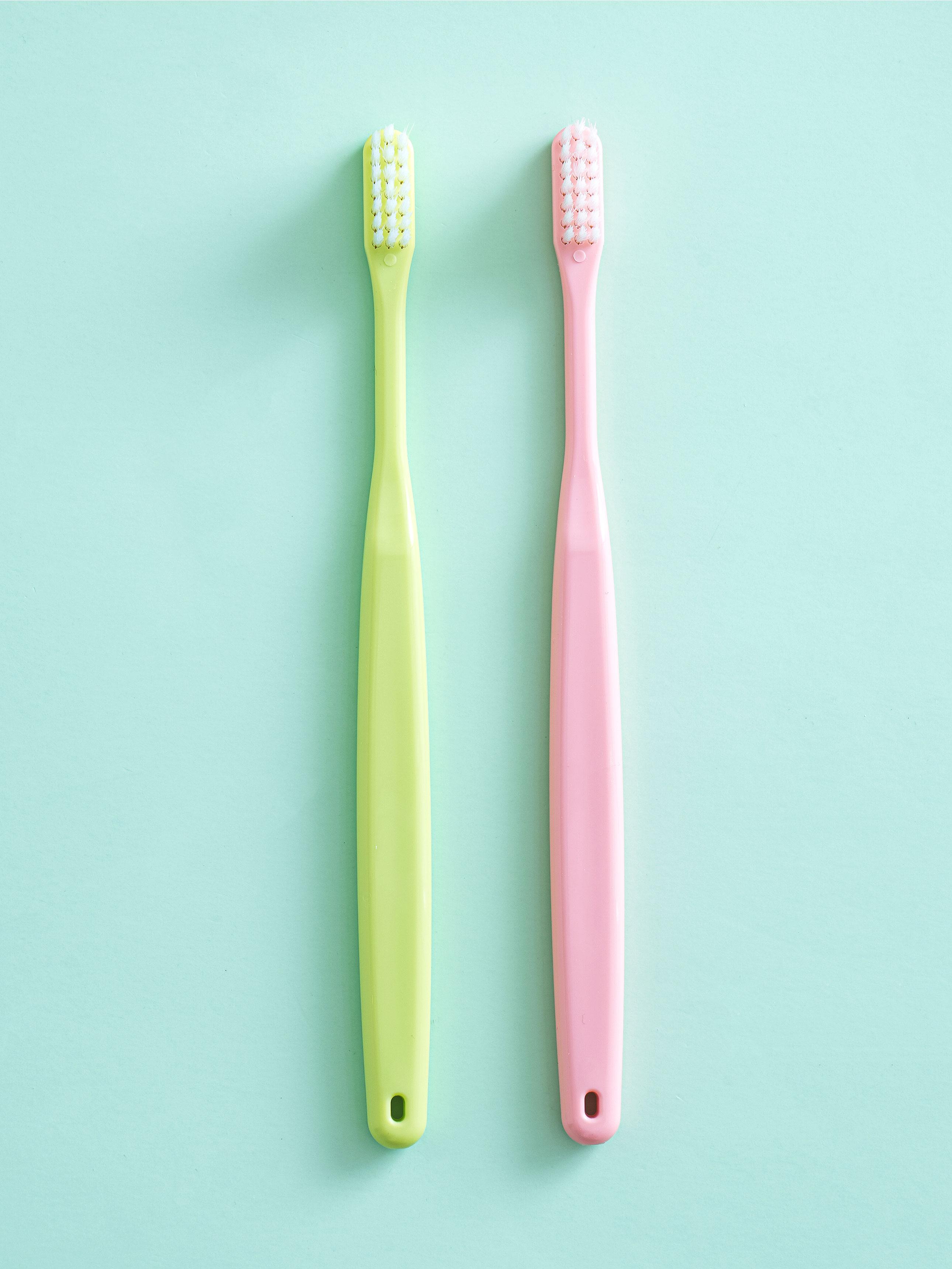 Japanese Tanabe Artisan Toothbrush, Ultra-fine Bristles, 2-Pack (Pink & Green) 1ea