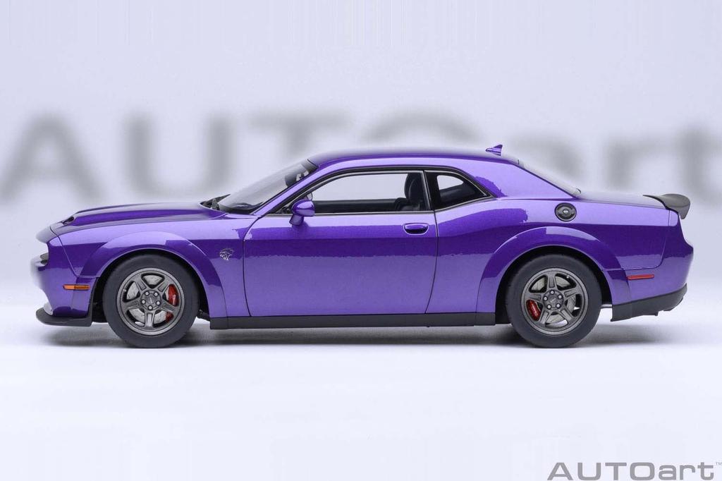 AUTOart 118 Dodge Challenger SRT Super Stock 2023 (Pearl Purple [PLUM CRAZY]) Finished Model 71768