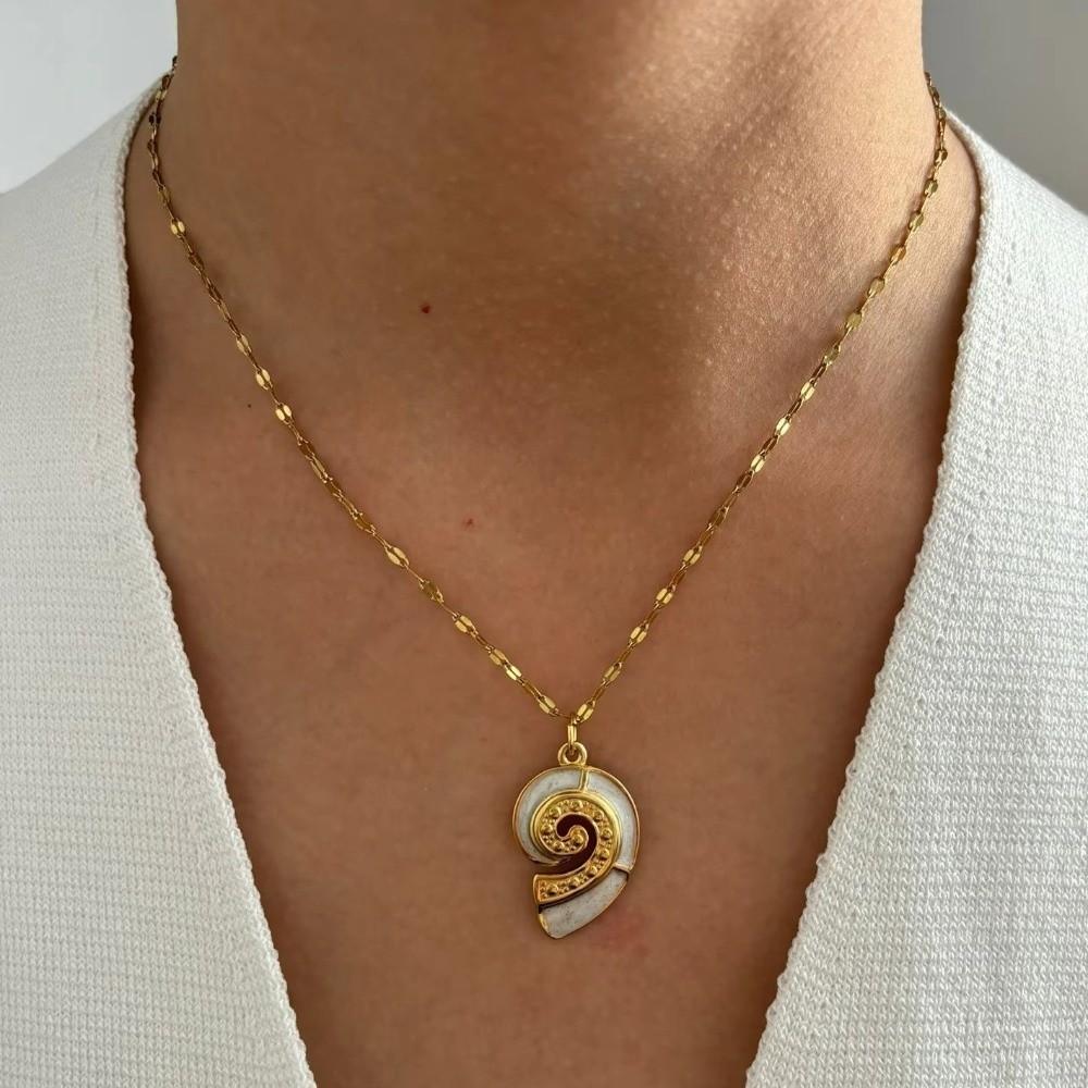 Ocean Elements Elegant Necklace Turtle Conch Design Collarbone Chain Daily Jewelry