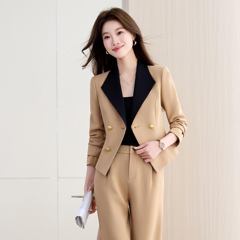 High-End Elegant Women s Cropped Blazer Two-Piece Suit Set - Stylish White Petite Socialite Fashion Medium