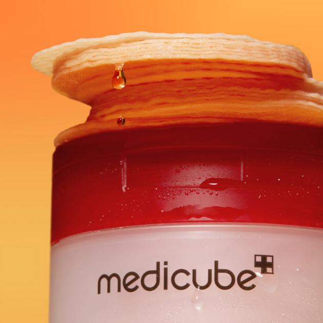 Medicube Red Succinic Acid Pads 70 Sheets (155 G) (3 Options)