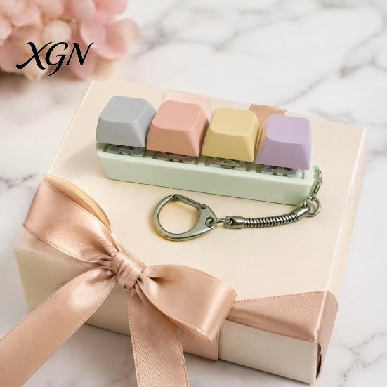 Sensory Fidget Gadget 3/4-Keys Keyboard Toy, Stress Relief Push Button Finger Students Focus Aid Clicker Keychain, Pocket Size Mechanical