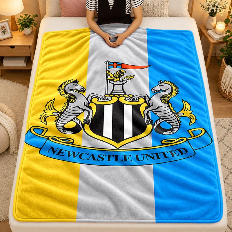Flannel BlanketNewcastle United Warm Soft Throw Blanket for Indoor Sofa Bed Living Room Use
