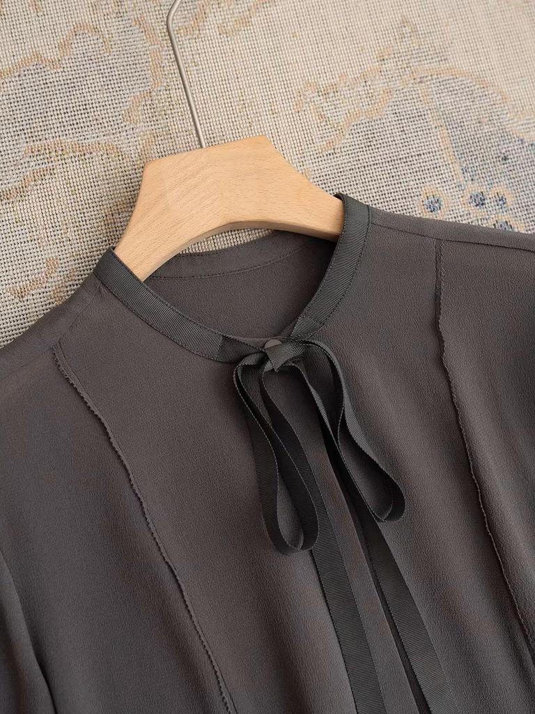 Xiao He 23 Momme Mulberry Silk Tie-Neck Crinkled Blouse
