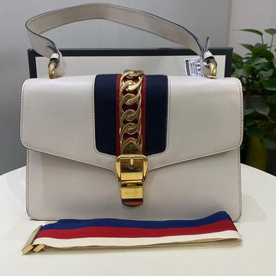 [Pre-Owned] Sylvie Gold Buckle Striped Web Satin Bow Wide Shoulder Strap Leather Handbag - Very Good #1SC1MYQ