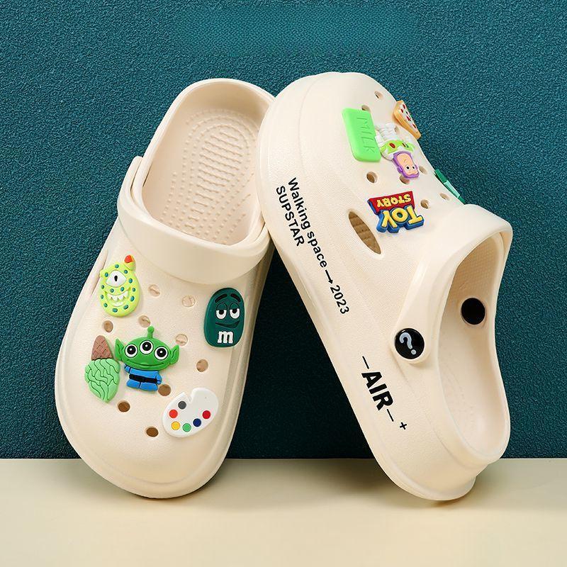 Children's Astronaut Hole Shoes, Boys, Middle-aged and Older Children Wear Non-slip Thick-soled Beach Shoes In Summer, Baby Cute Indoor