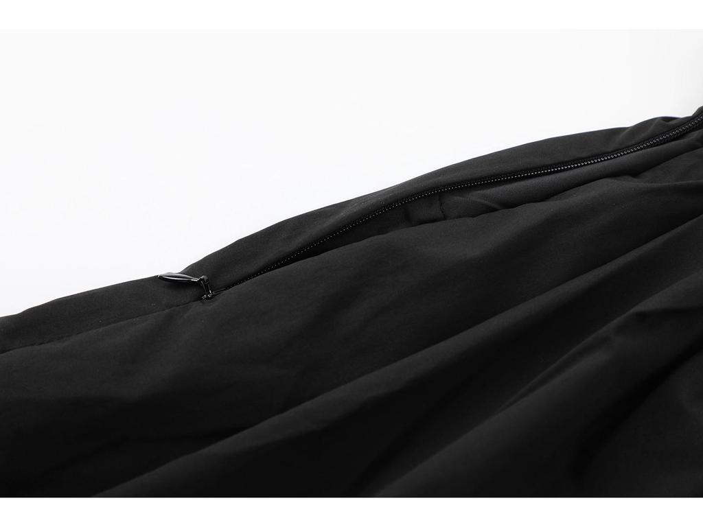 In Stock: 2025 Winter Women's Versatile Black High-Waisted Full Skirt