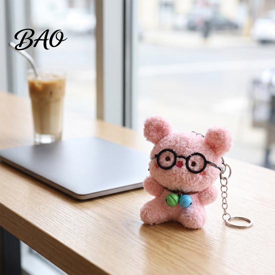 Backpack Decoration Cute Glasses Pig Plush Keychain, Soft Stuffed Animal Pendant with Bell, Keychain Cartoon Bag Charm for Backpack, Mini Doll