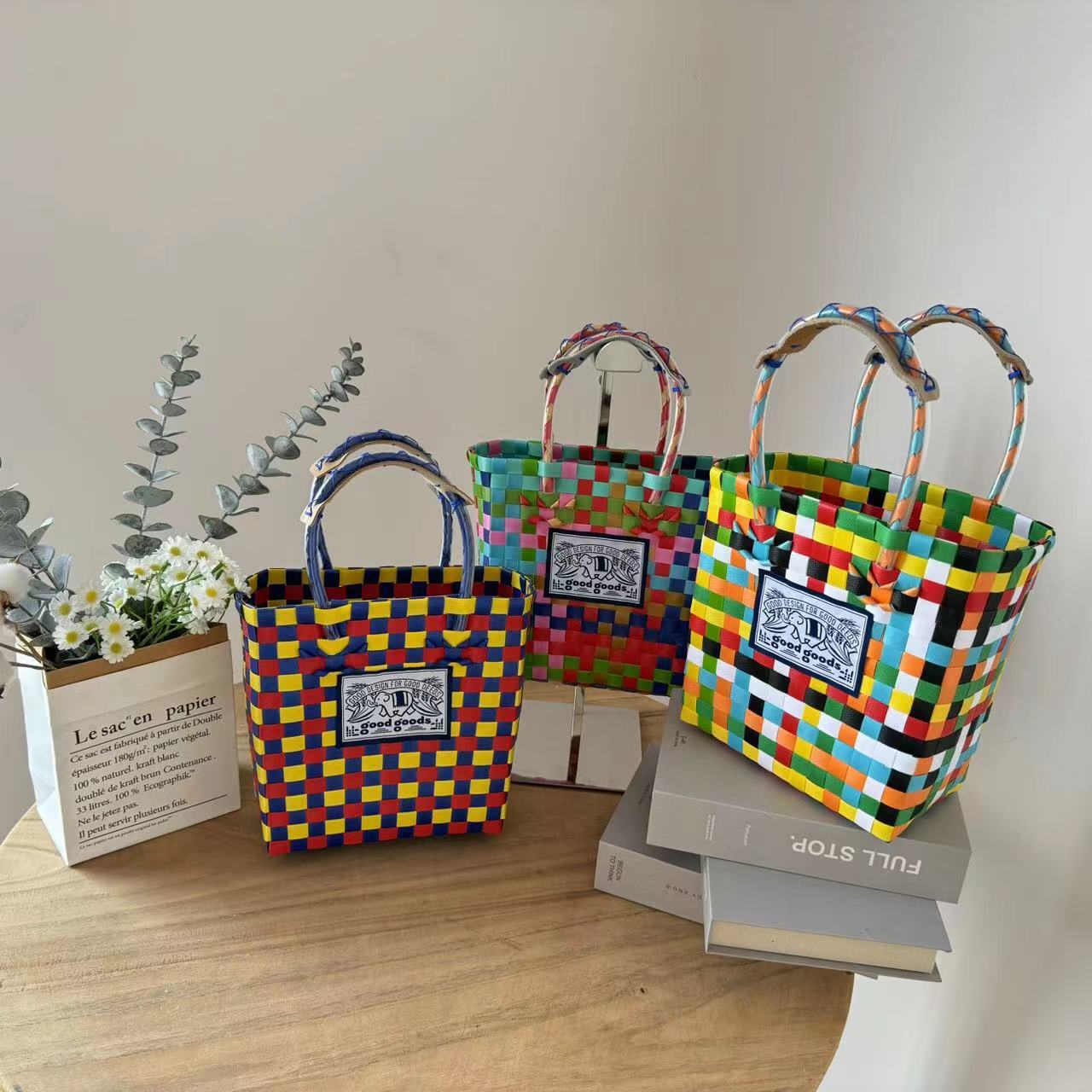 

Color plaid hand-woven bag, portable elephant bag, rainbow bag, trendy brand multi-color Thai vegetable basket bag. 18*9*21