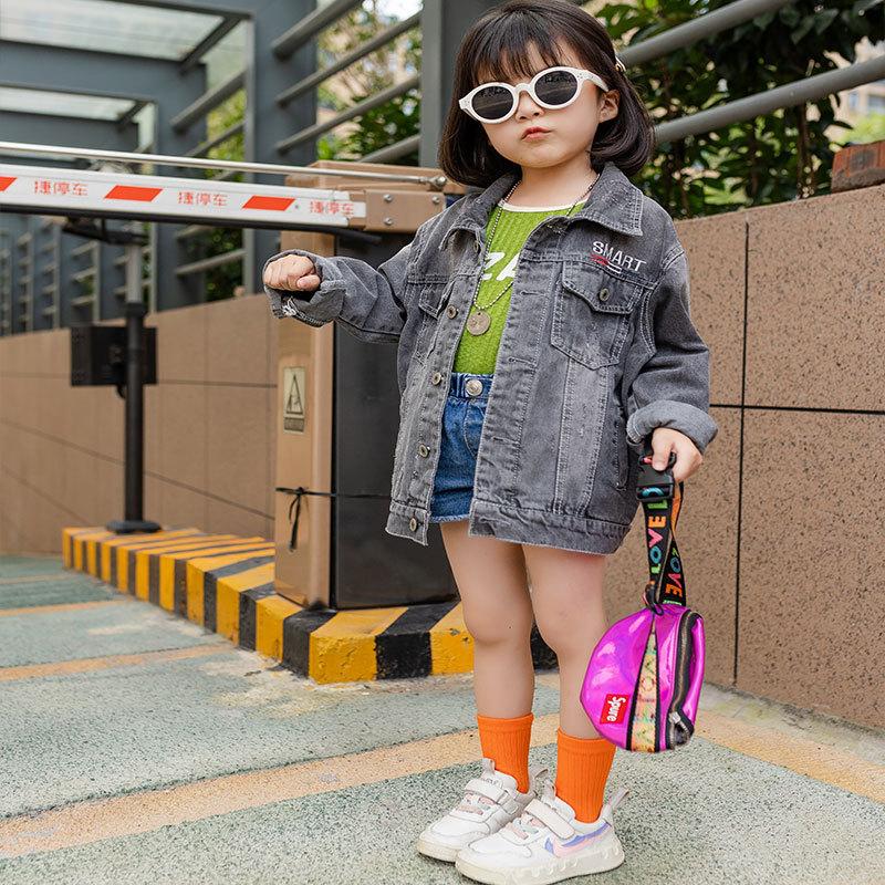 Frühling Herbst neuer Stil Kindersocken gekämmte Baumwolle farbige Süßigkeiten mittellange Baumwollsocken für Jungen Mädchen niedliche Studentensocken