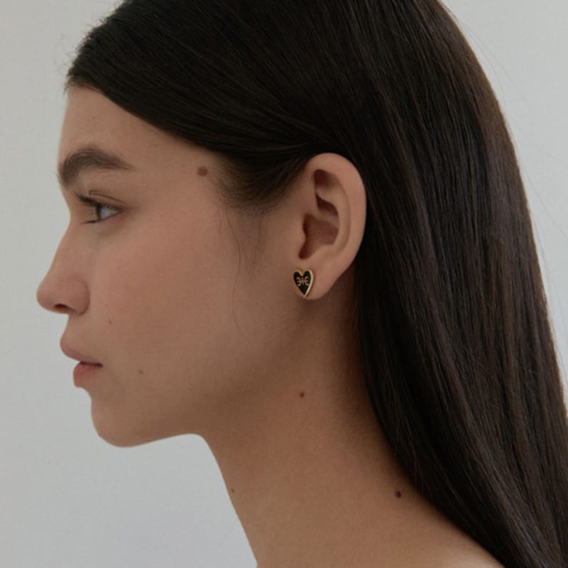 BORNETE COLLECTION_DE LOVER_Flat heart earring