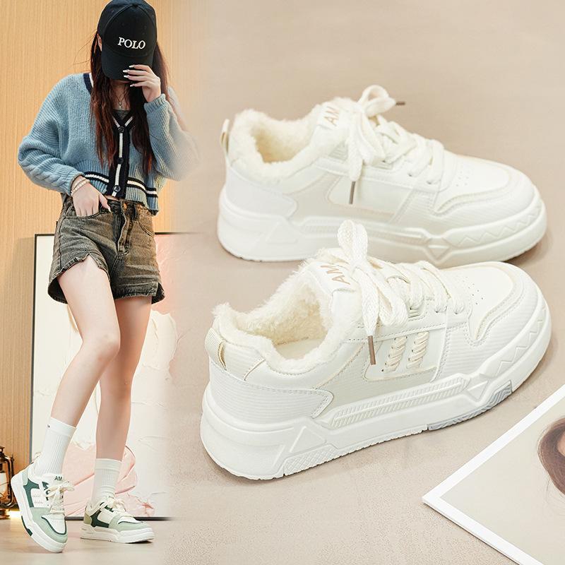 

«Женские зимние кроссовки с бархатной подкладкой 2024 года»: Белые повседневные спортивные и скейтбордные туфли 35