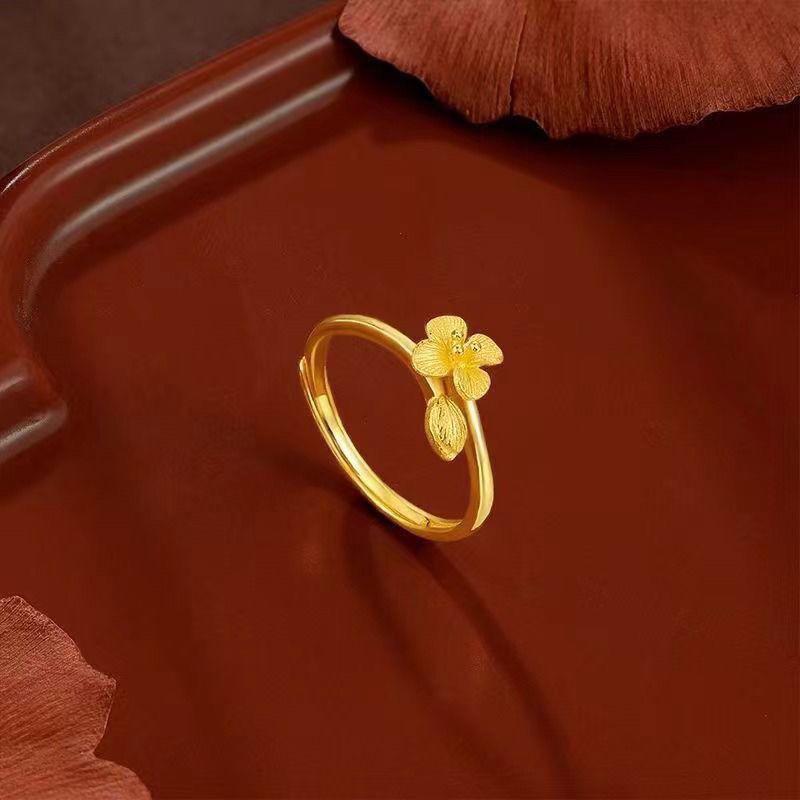 Goldfarbener Strukturblumenring - Vielseitiges kleines Schmuckstück