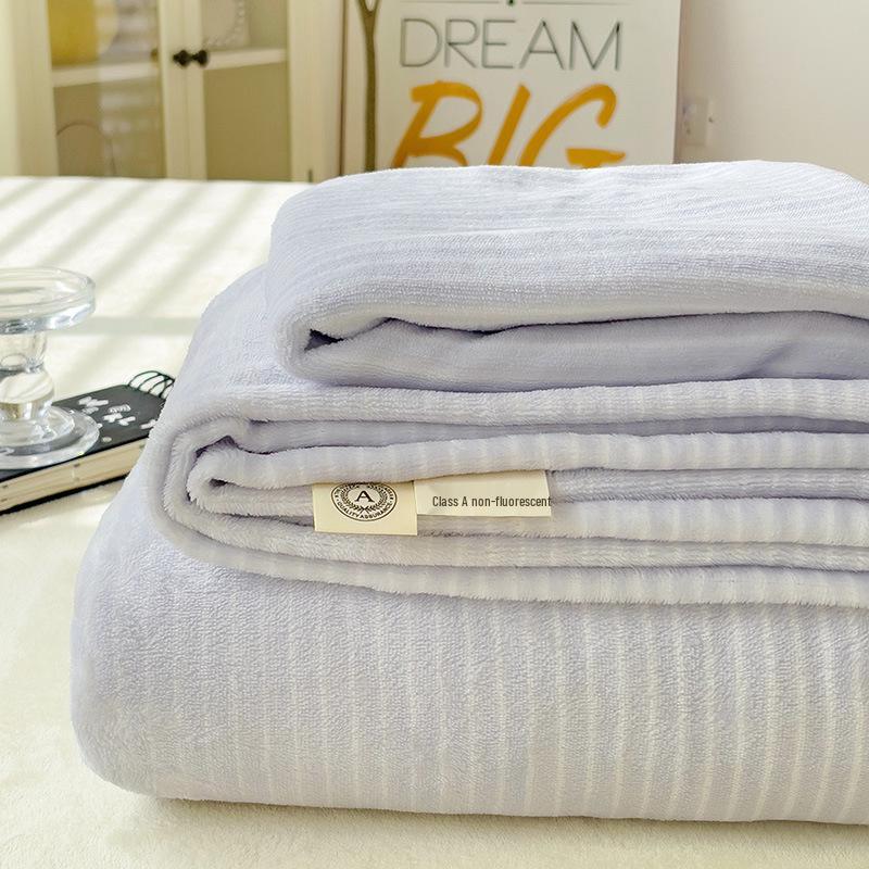 Kreskówkowy zimowy komplet pościeli z aksamitu mlecznego: Koc flanelowy polarowy, Prześcieradło, Poszewka na poduszkę - Gruby polar koralowy, Rozmiar pojedynczy.