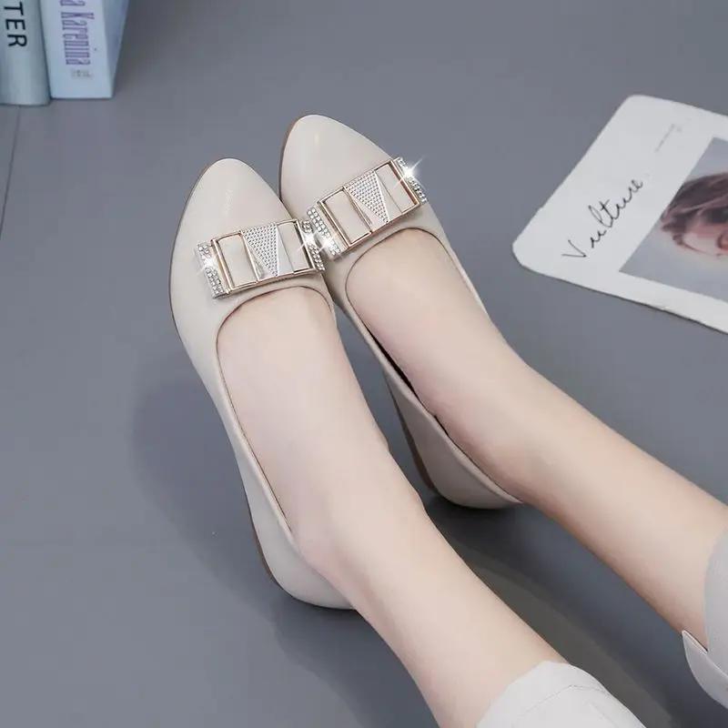Fashion Black Moccasins Woman Flats Formal Metal Buckle Slip-on Single Shoe Comfortable and Elegant Wholesale Lastest 39 Shoes for Women