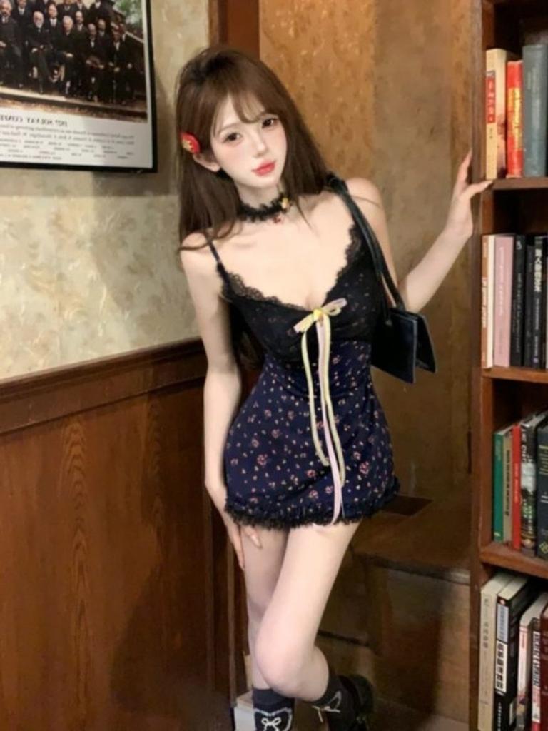 Korean Gentle Wind Super Beautiful Floral Suspender Dress Imperial Sister Beautiful Slim Hip Skirt 2026 Summer