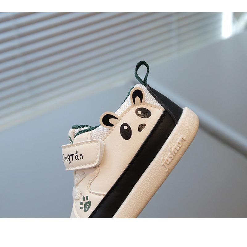 Popolari nuove scarpe traspiranti per bambini scarpe per neonati e bambini piccoli antiscivolo cartone animato supporto medio scarpe sportive moda