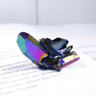 Křemen Hrubé broušení Duhový titan Léčivé krystaly Kamenné ozdoby Reiki kámen Vzorek Minerální krystalový shluk