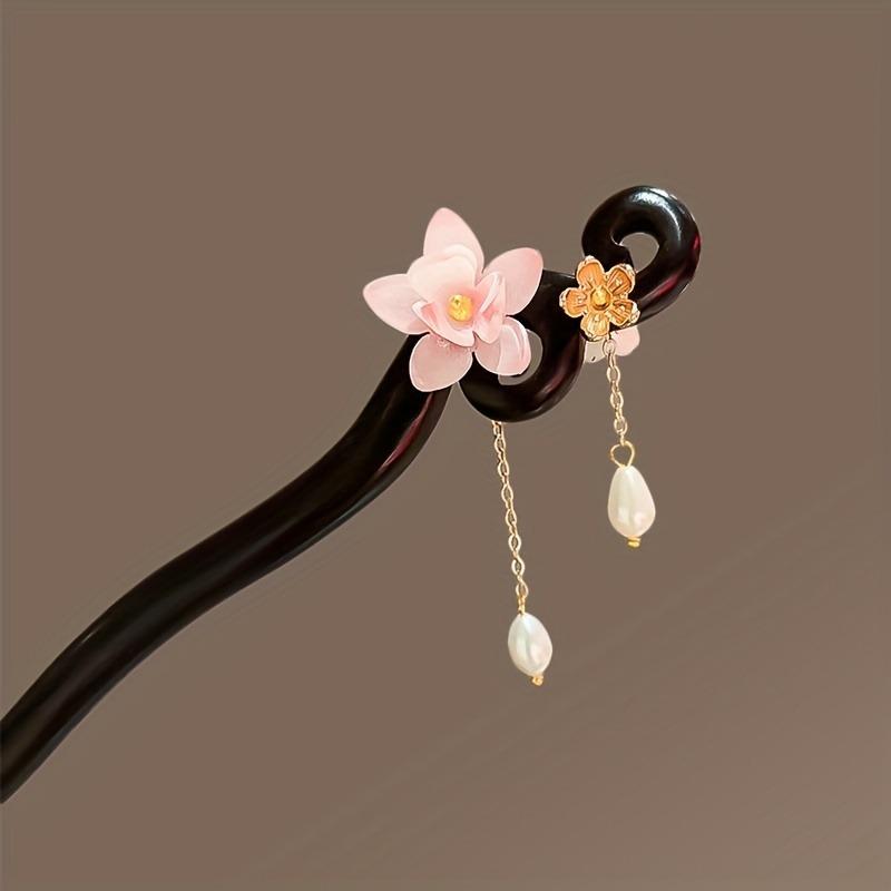 Sweet Romantic Style Cherry Blossom Ladies Wooden Hairpin High-end Ancient Style Tassel Cheongsam Hanfu Simple Hair Accessory