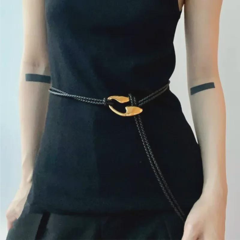 Niche Gold Metal Braided Leather Waist Chain - Simple Fashion for Autumn/Winter Coats