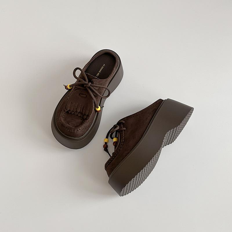 Retro Platform Beaded Lace-up Martin Boots Women's Autumn and Winter Lace-up Fashion Matte Leather Versatile Platform Casual Shoes Tide