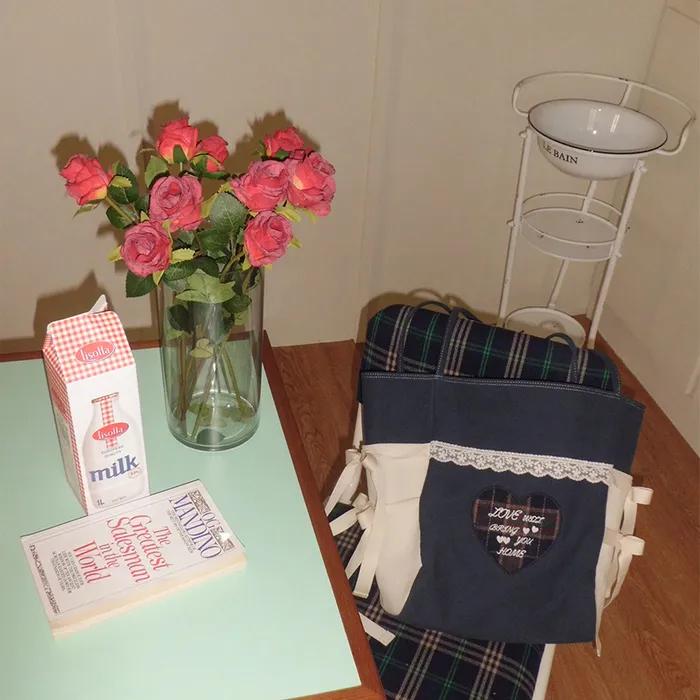 A letter bag_navy