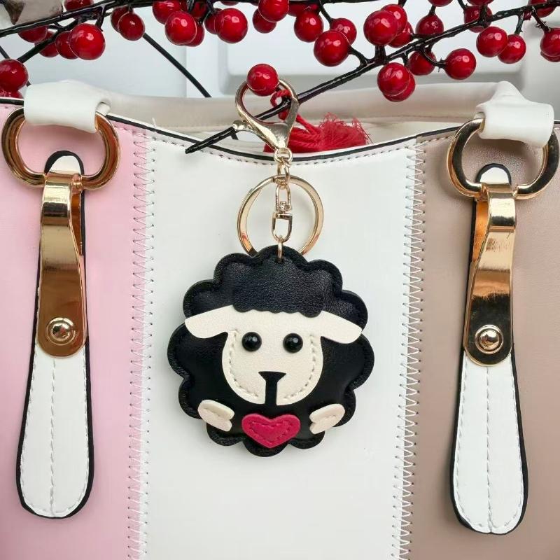 Cute Lamb Pu Leather Keychain Cartoon Sheep Bag Pendant Ornament Handbag Car Key Holder Decoration 2027 New Year Gifts