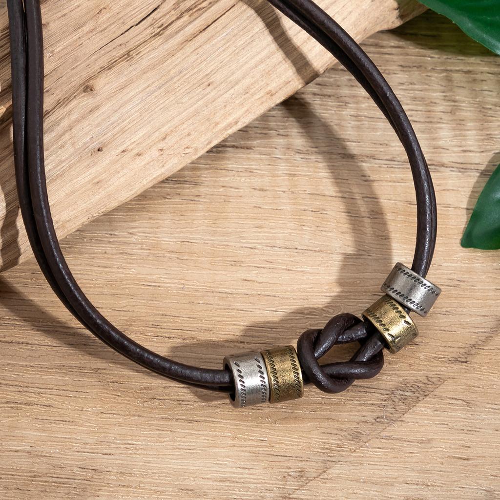 Minimalist Leather Knot Round Necklace for Men Hip Hop Niche High-end Beaded Collarbone Chain Accessory for Men