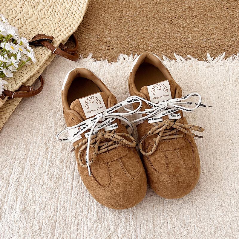 Retro Maillard Farbpassende Board-Schuhe Damen 2025 Herbst neue flache Sohle Innenhöhenerhöhung Freizeit Sport Forrest Gump Trainingsschuhe