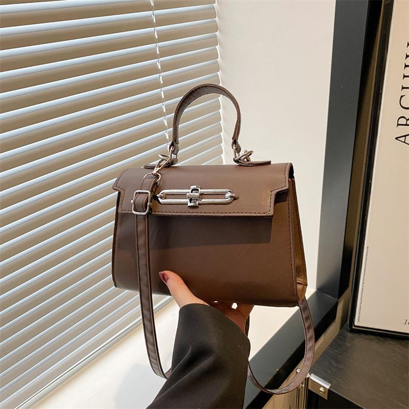 Niche Design Trendy Women's Bags New Versatile Fashion Simple Portable Shoulder Bag Crossbody Small Square Bag