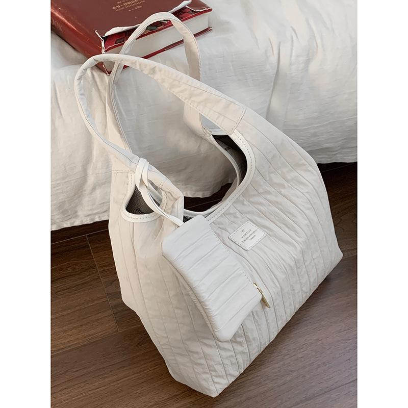 Leisure College Wind Nylon Canvas Bag Women's 2025 New Niche Underarm Bag Large Capacity Shoulder Tote Bag