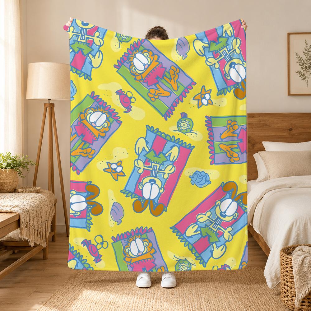 A fat yellow cat cute Garfiel Throw 240g flannel blanket, suitable for sofas, beds, offices,  exquisite gift blankets