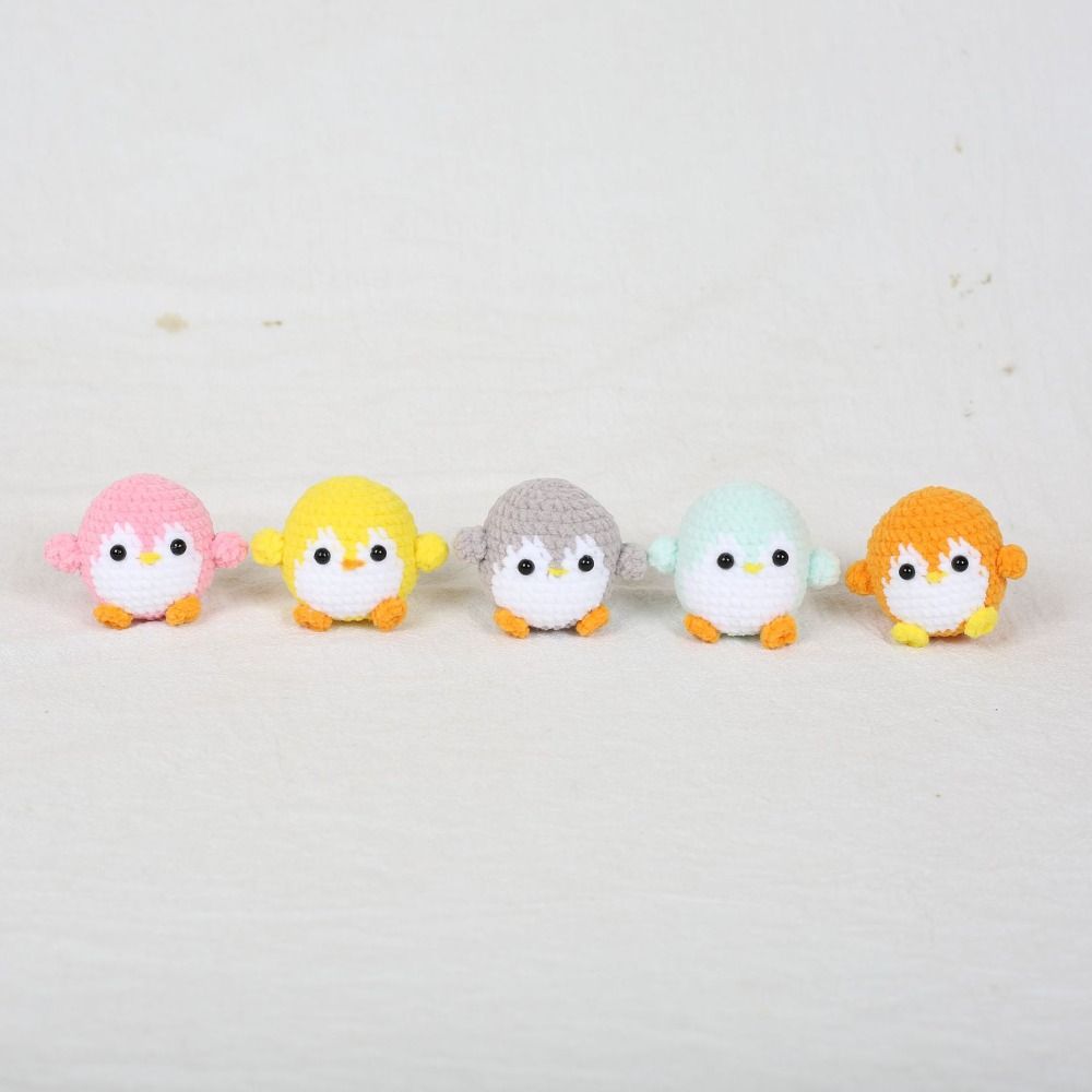 Cartoon Animal Penguin Doll Keychain Handmade Knitted Pendant Crochet Keychain  Backpack