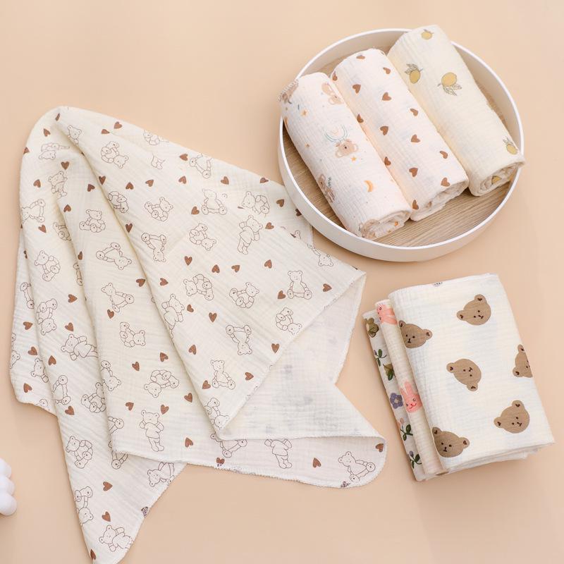 Newborn Swaddle: Two-Layer Cotton Gauze Bath Blanket