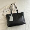 Soft Leather Tote Bag For Women With Large Capacity And Urban Minimalist Style