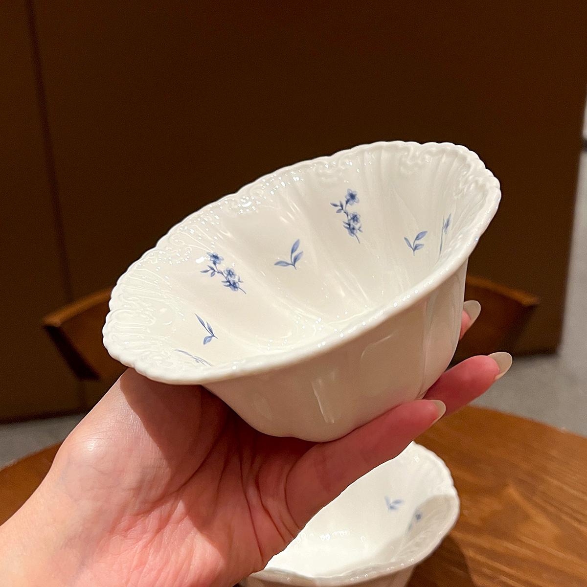 

French Relief Ceramic Bowls Household New Floral Pattern Compact Exquisite Kitchen Tableware High Aesthetic Vintage Rice Bowl 12.5 cm синій