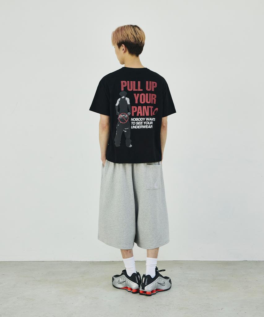 SCALLYWAG [Ryu Jeong-Ran × Skelly Wung] Pull Up Crop T-Shirt [Black]