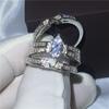 FDLK 2 stk Brudesett Elegante ringer for kvinner Bryllupsforlovelse Mote smykker med full skinnende kubikksirkon kvinnering