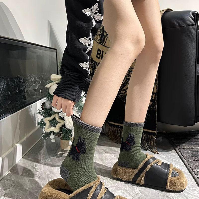 Women's Socks Autumn and Winter Warm Socks Middle Tube Socks