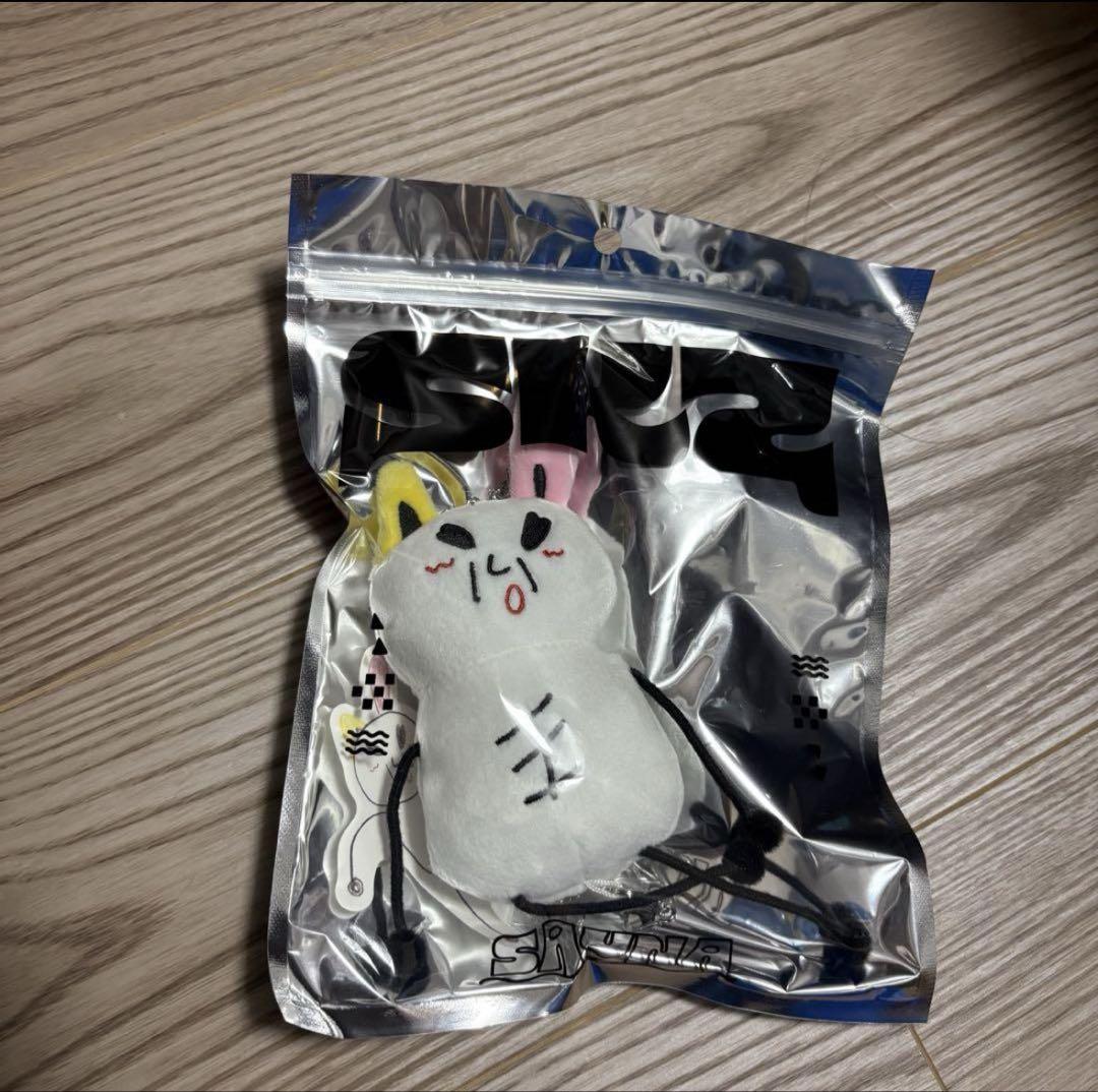 

[Б/У] Брелок для сумки Lino Jurumi брелок Stray Kids