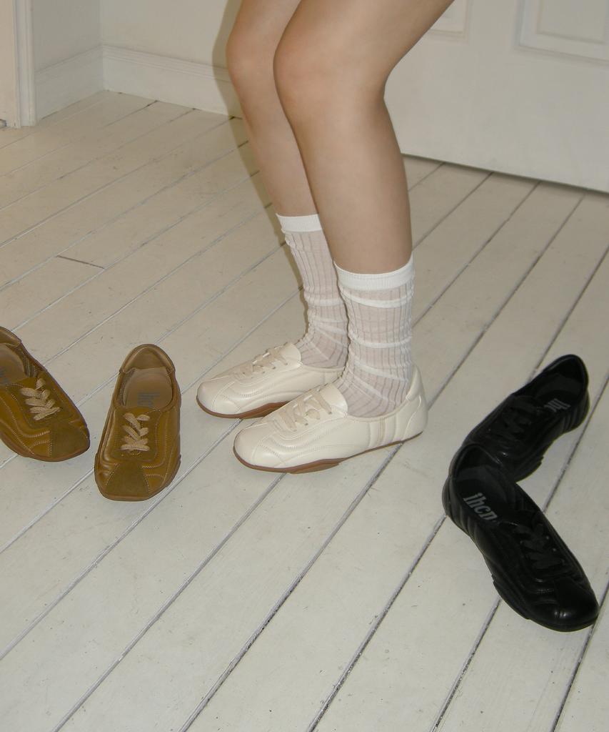 Ihcnik R. 901 Whispering Sneakers / Ivory
