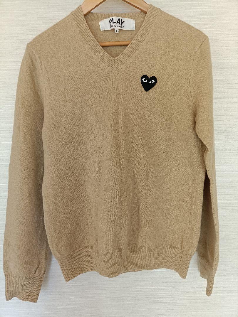 

[USED] PLAY Comme des Garçons BTS V-wear model