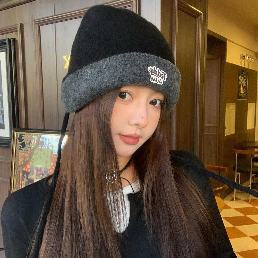 New Color-blocking Hats for Women Wearing Knitted Hats On Both Sides In Autumn and Winter Warm Wool Hats Versatile To Show Their Faces.