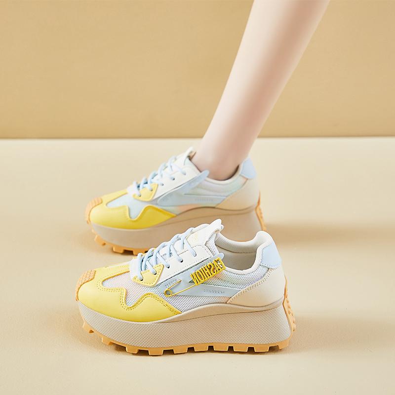 Popular Thick Soled Dad Shoes for Women 2025 New Spring Edition Short Height Increase Super Hot Casual Forrest Gump Sports Shoes