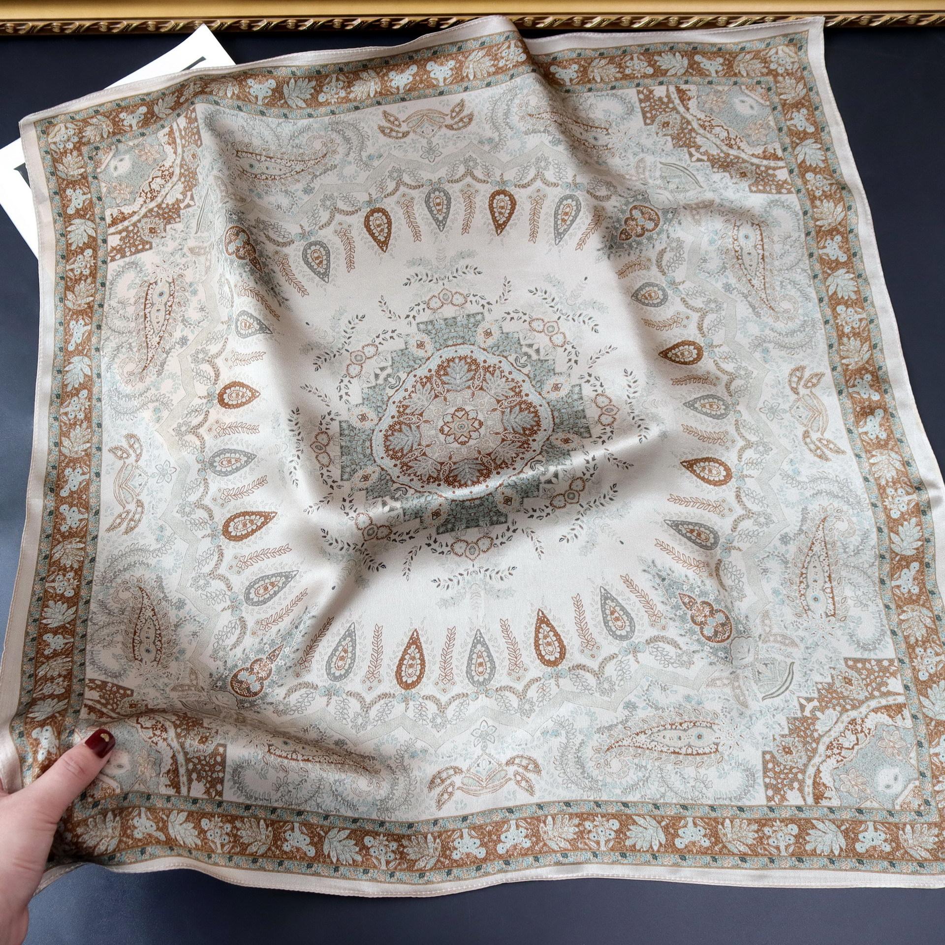 [Classical Paisley] Temperament Fashion Silk Scarf Temperament Printing 70 Silk Chinese Square Scarf Mulberry Silk Scarf 68*68cm