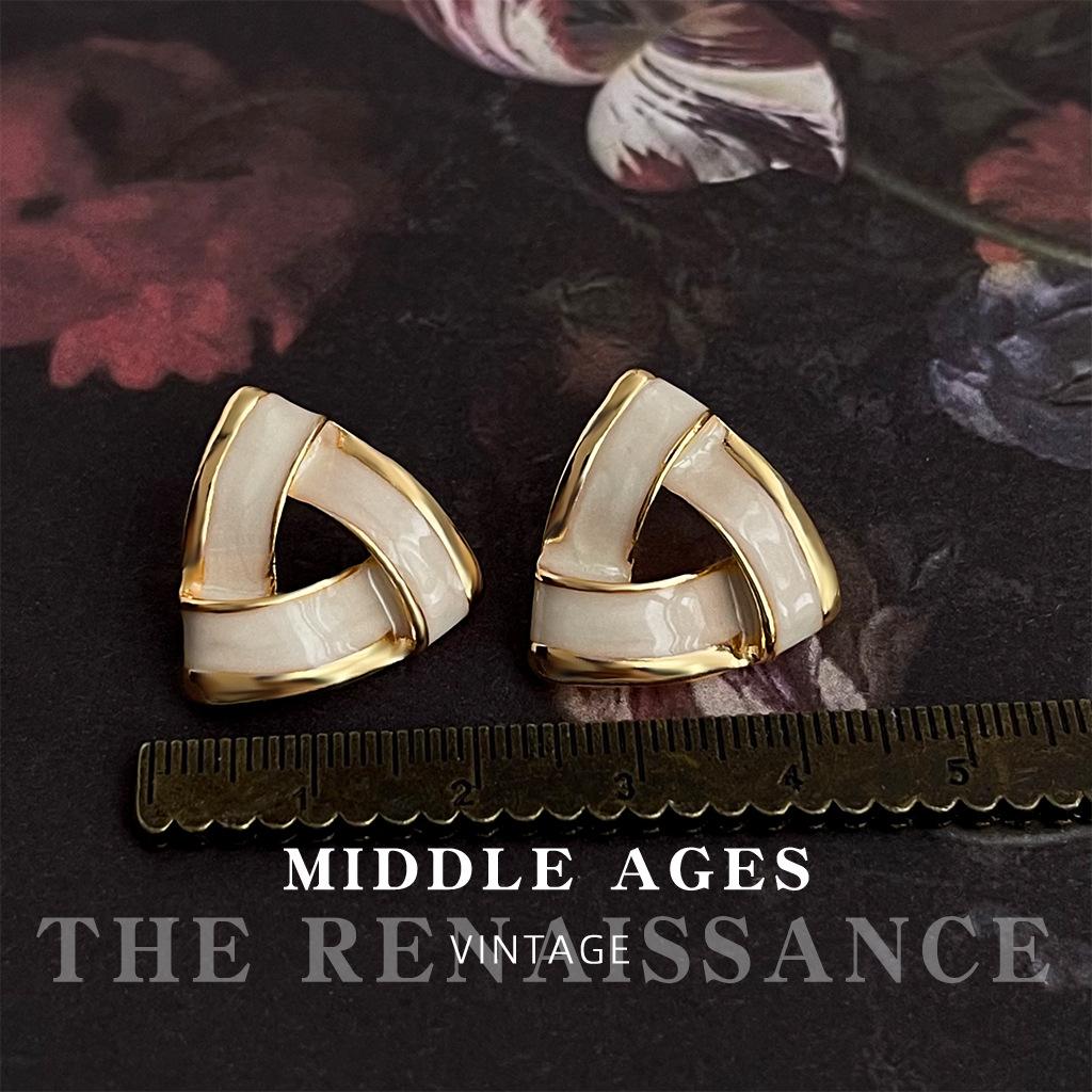 Medieval Style Enamel Oil Dripping Butterfly Stud Earrings Collection French Retro Art Oil Painting Style Earrings Earrings