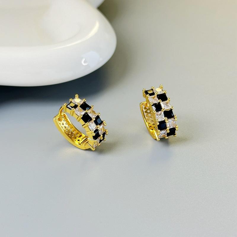 Manufacturer S Supply Fashion Dongmen Light Luxury Geometric Black And White Checkerboard Square Diamond Ear Buckle Exquisite Earrings In Stock